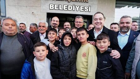 Alaşehirliler Büyükşehir’in İftar Sofrasında Buluştu