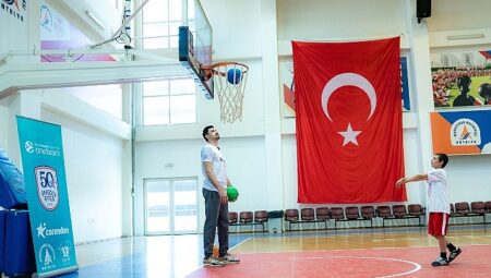 Anadolu Efes 2025–2026 sezonu One Team Projesi sertifika töreni Antalya’da gerçekleşti