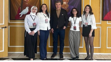 Barışın Kadınları Resim Sergisi İzmir’de Ziyarete Açıldı