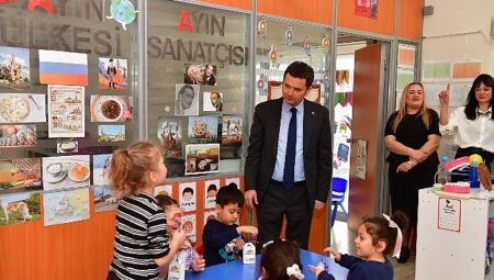 Başkan Erkan Aydın’dan Çocuklara Bayram Ziyareti
