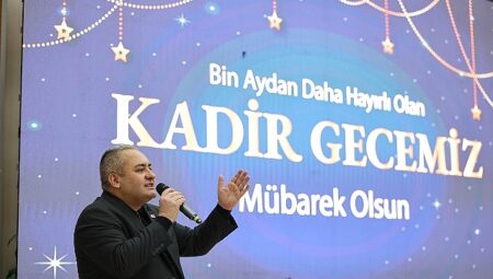 Başkan Özarslan Yetim ve Öksüz Çocuklarla İftar Sofrasında Buluştu