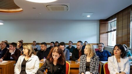 Büyükşehir Belediyesi Erişilebilirlik seferberliği toplantısı düzenledi