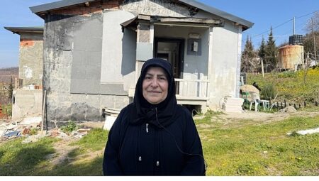 Büyükşehir, yangın mağduru aileyi ayağa kaldırdı