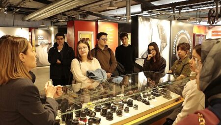 Büyükşehir’le fotoğrafın tarihsel yolculuğuna çıktılar