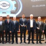 DEÜ’den Üniversite-Sanayi İş Birliğinde Önemli Başarı: Rektör Prof. Dr. Bayram Yılmaz’a ‘Üstün Hizmet Onur Ödülü’