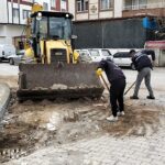 Edremit Belediyesi Altınkum’da ve Kadıköy’de Yolları Yeniliyor