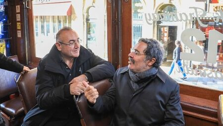 İETT’de Edebiyat Geçidi