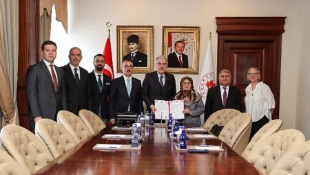 İnegöl’e Yeni Sağlık Merkezi İçin İmzalar Atıldı
