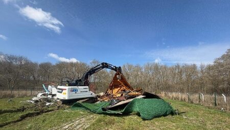 İSKİ, Terkos Havzası’ndaki Kaçak Yapıları Kaldırdı