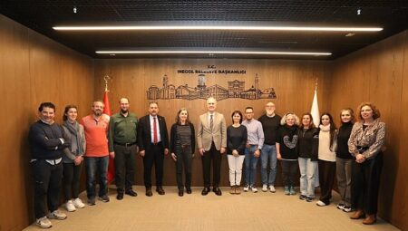 İspanyol Misafirlerden İnegöl’ün Nöbetçi Kitaphanelerine Tam Not