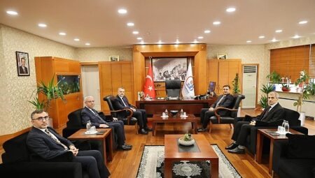 İstanbul Milli Eğitim Müdürü Yentür’den Başkan Vekili Akın’a ziyaret