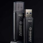 Kingston, Yeni Nesil XTS-AES 256-bit Donanım Tabanlı Şifrelemeye Sahip USB Sürücüsünü Tanıttı