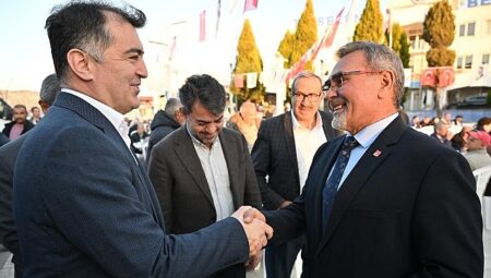Manisa Büyükşehir Belediyesinin İftar Sofrası Selendi’de Kuruldu