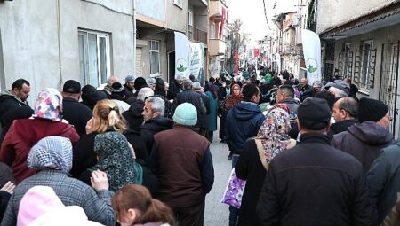 Osmangazi Belediyesi’nin İftar Sofrası Dolup Taştı