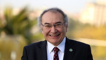 Prof. Dr. Nevzat Tarhan:  “Sıradan şeylerden mutlu olmak, basit ama anlamlı bir yaşam tarzı sürmek, uzun ömrün sırrıdır!”