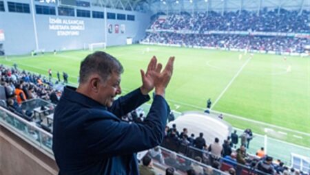 Türk futbolunun efsanesinden Başkan Tugay’a Karşıyaka Stadı teşekkürü