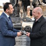 Ümit Özdağ Abide-i Hürriyet Meydanı’na övgü:     “Böyle bir yeri görmekten büyük mutluluk duydum.”