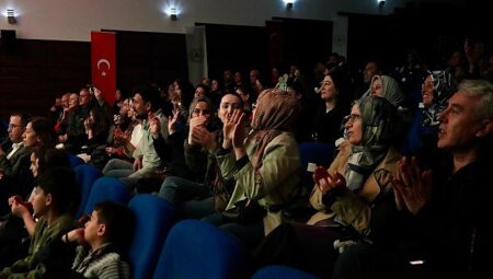 Aydın Büyükşehir Belediyesi Kültür ve Sanat Etkinlikleri İncirliova’da Yoğun İlgi Gördü