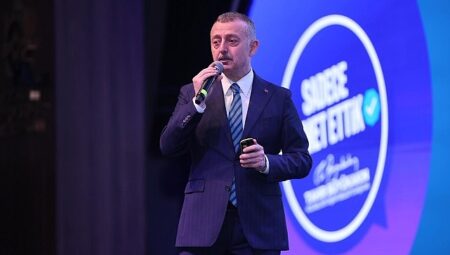 Başkan Büyükakın’dan kentsel dönüşüm konusunda net tavır; “Vatandaşın rızası ile hareket edeceğiz”
