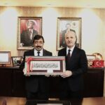 Başkan Prof. Dr. Erol Özvar, İKÇÜ’yü Ziyaret Etti