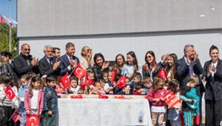 Başkan Tugay: Her zaman Güzelbahçe halkının yanında olacağım