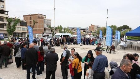 Binlerce Fide Kuşadası ve İncirliova İlçelerinde Vatandaşlarla Buluştu