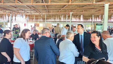 Bornova Muhtarlar Akademisi’nden anlamlı final