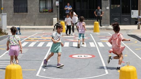 Buca’nın oyun sokakları Türkiye’ye örnek oldu
