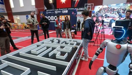 Canik’te Nefesleri Kesen Yarışma: CANİKMAN Gençlerle Buluştu