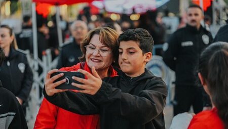 Didim’de 23 Nisan Coşkusu Kente Yayıldı