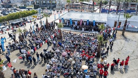 Güzelbahçe’de Sahile Değer Katan Yatırım Güzbel Marin Görkemli Törenle Hizmete Açıldı
