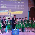 İlkokullar Arası Futbol Turnuvasında Kupa Töreni Yapıldı