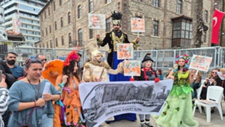 İzmirli sanatçılardan ve Kent Konseyi’nden Meslek Fabrikası için destek