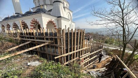 Kırsaldaki camilere dört dörtlük bakım