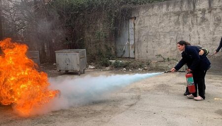 KOBİTEM’in yangın eğitimi ile hastaneler güvende