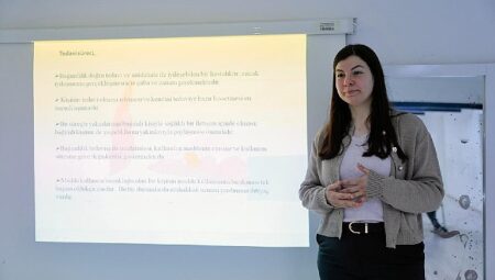 Konak’ta bağımlılık ile mücadele eğitimleri devam ediyor