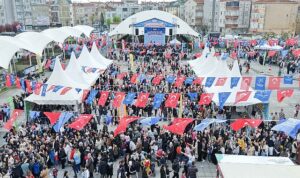 Küçükçekmece’de 23 Nisan, Gün Boyu Süren Etkinliklerle Kutlandı