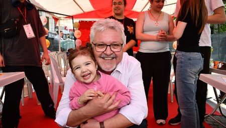 Lüleburgaz 35’inci Uluslararası 23 Nisan Çocuk Şenliği başladı