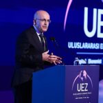 Mehmet Şimşek’ten  UEZ’de güçlü ekonomi vurgusu:     Şoklara karşı hazırlıklıyız, program çalışıyor