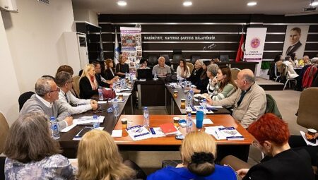 Narlıdere, 3. Yaş Üniversiteleri Çalıştayına Ev Sahipliği Yaptı