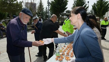 Okul Saldırısında Hayatını Kaybedenler Anıldı