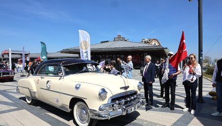 Osmangazi’de 13. Klasik Otomobil Turu Rüzgarı Esti