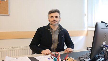 Plaza dili ve emoji kültürü Türkçeyi aşındırıyor!