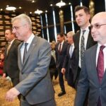 Sağlık Bakanı Memişoğlu Anne Baba Adayları ile “İlk Adım Ebe Gebe Okulu Aile Buluşması”nda Bir Araya Geldi