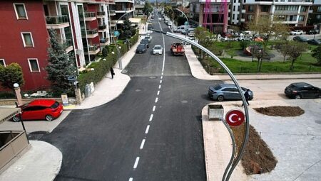 Şehit Ergün Köncü Caddesi’nde yol çizgileri çekildi