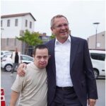 Sevgiyle atılan her adım, paylaşıldıkça çoğalan en değerli mutluluklara dönüşüyor