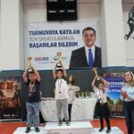 Torbalı’da Satranç Şöleni: 208 Sporcu Aynı Masada Buluştu