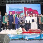 40 yıllık kardeşlik şarkılarla kutlandı