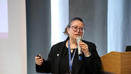 Anneler Günü dolayısıyla “Çalışan Anne Olmak” etkinliği düzenlendi