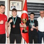 Başarılarını Başkan Topaloğlu ile paylaştılar